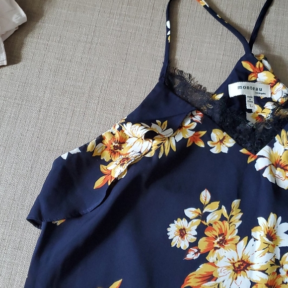 Monteau dress, lace detail, new without tags - Picture 6 of 8